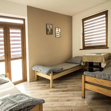 Aris Pokoje Goscinne Wojnicz Exterior foto
